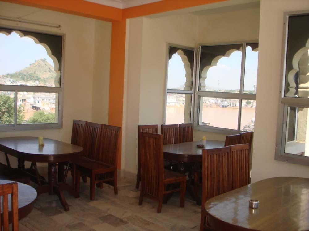 Pushkar Lake Palace Bagian luar foto