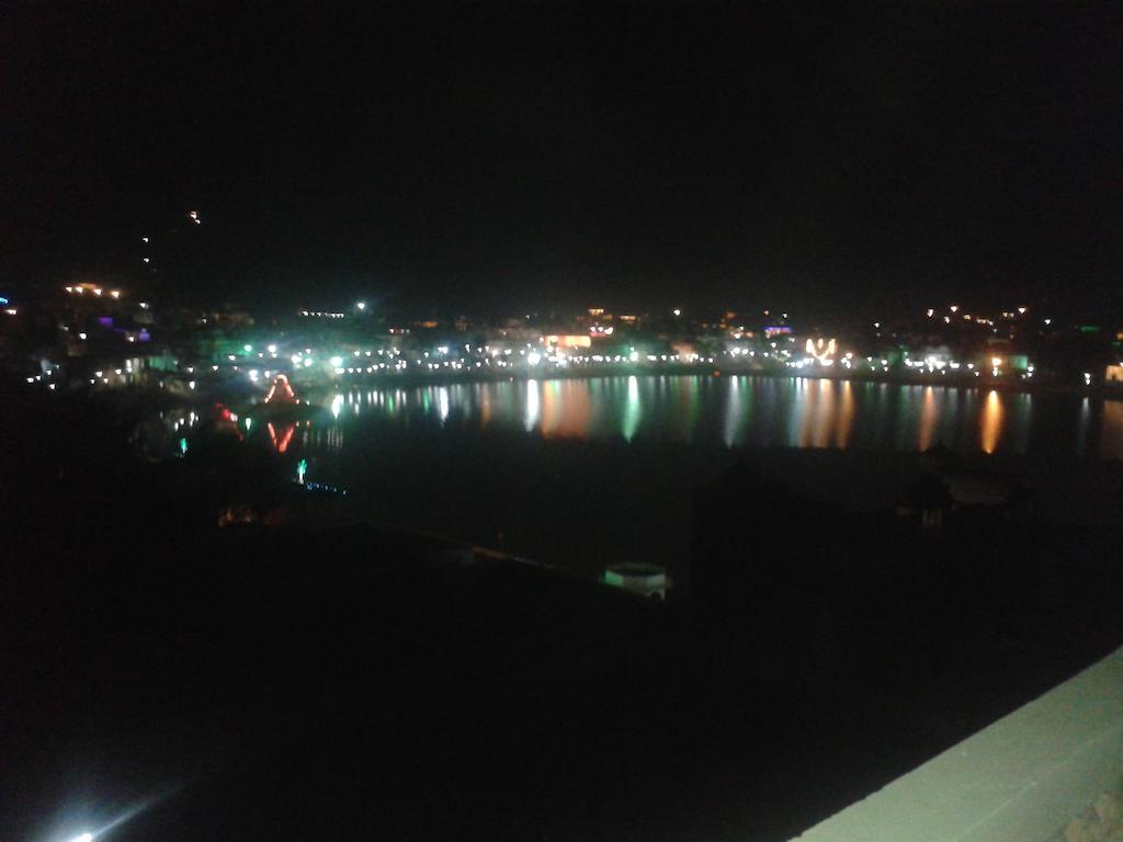 Pushkar Lake Palace Bagian luar foto